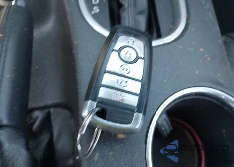 2022 Ford Mustang Ecoboost Premium z USA, uszkodzony, nr VIN 1FATP8UH4N5102828